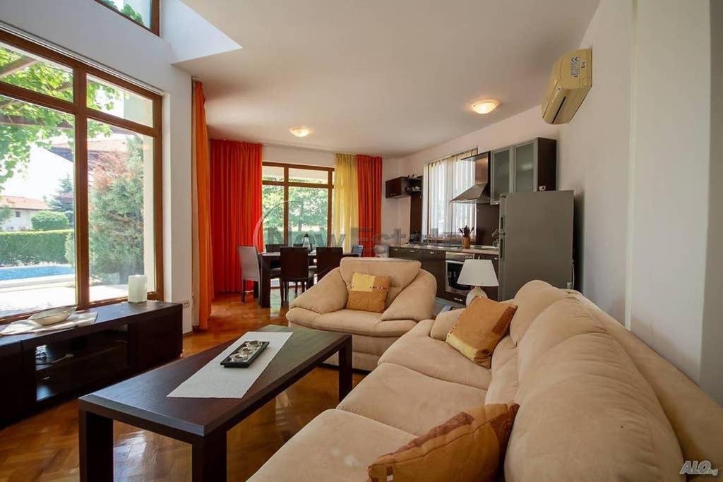 Generaator House Villa Aheloy Bagian luar foto