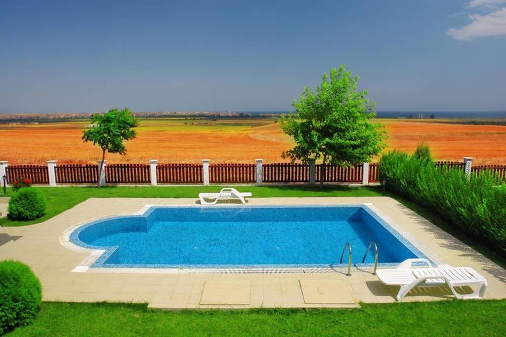 Generaator House Villa Aheloy Bagian luar foto