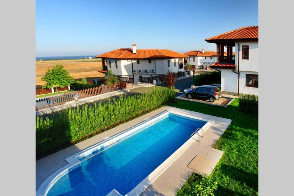 Generaator House Villa Aheloy Bagian luar foto