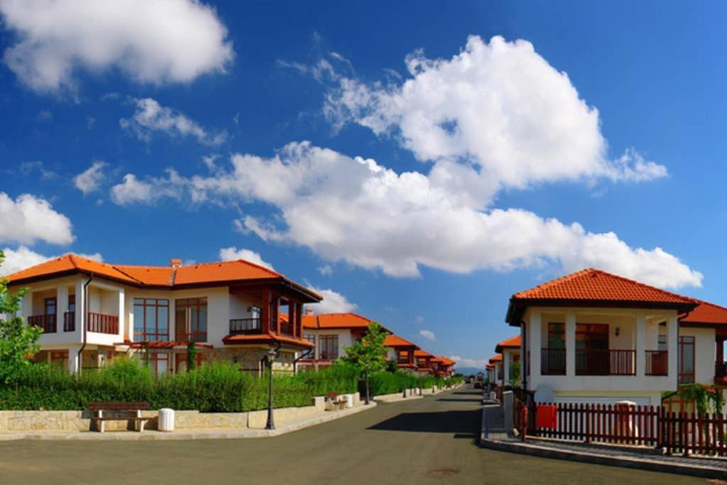Generaator House Villa Aheloy Bagian luar foto